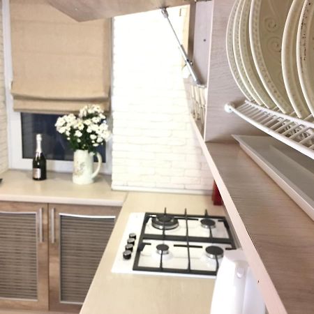 Studio Luxe On Victory Street In The City Center Winnyzja Exterior foto