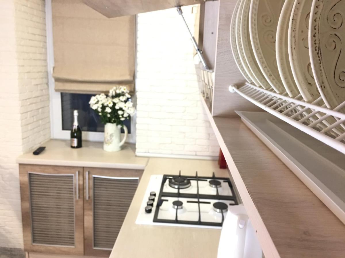 Studio Luxe On Victory Street In The City Center Winnyzja Exterior foto